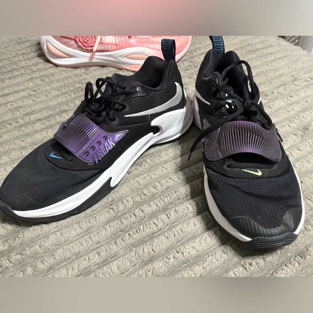 Nike Gianni’s